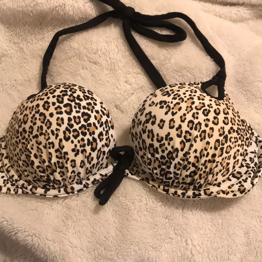 Bombshell bikini top